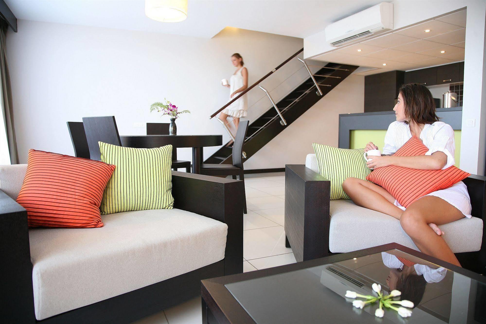 Hotel Tahiti Nui Papeete  Exteriör bild